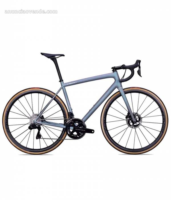 2022 Specialized S-Works Aethos Dura-Ace Di2 Road 1