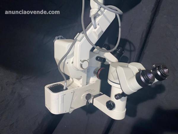 Microscopio oftalmologico
