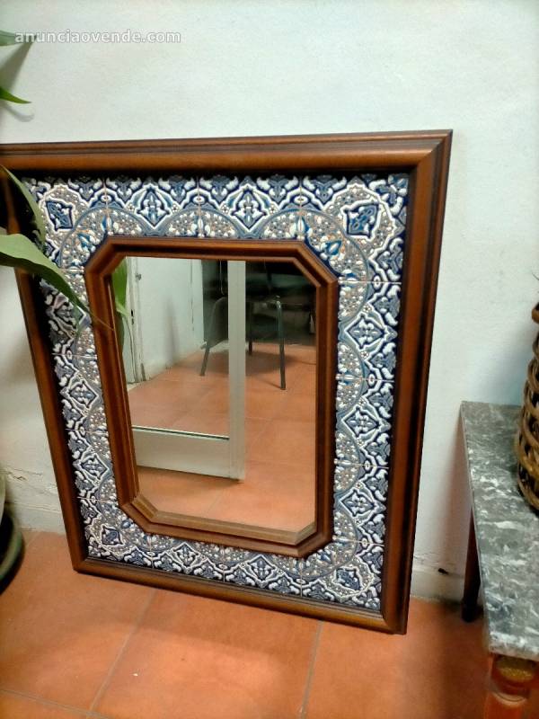 Vendo cuadros de espejo con azulejos
