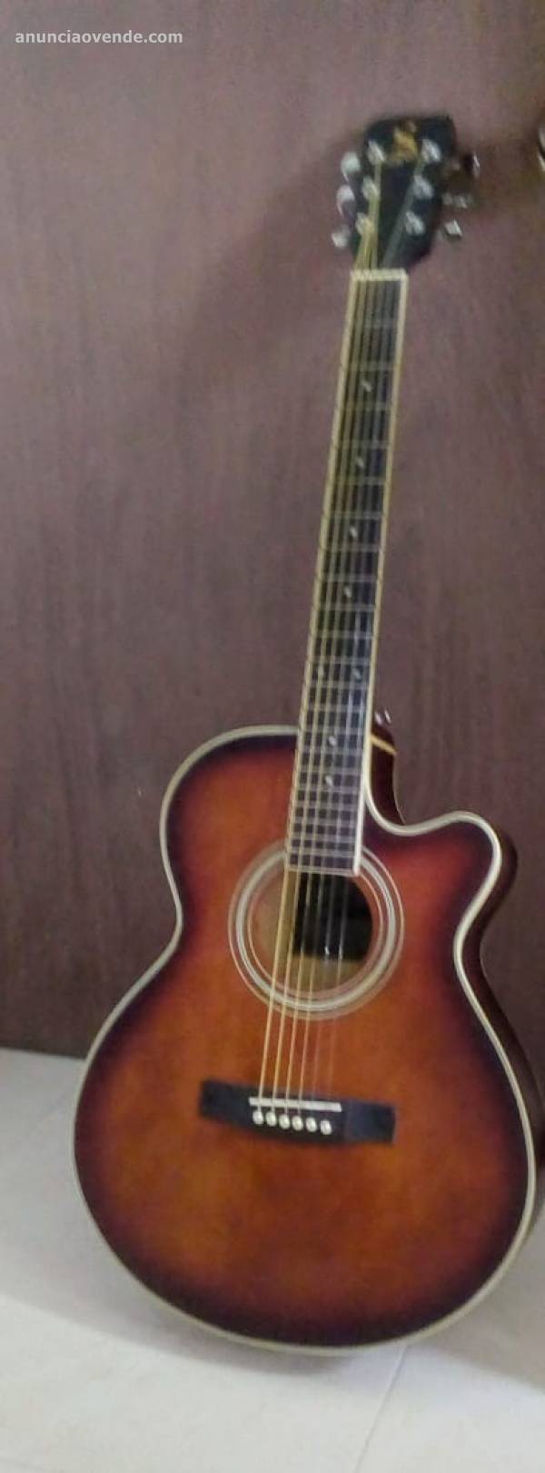 Guitarra acústica 1