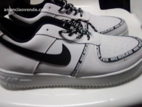 Sevende zapatos Nike, nuevos 1