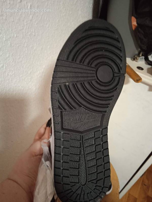 Vendo zapatillas Nike nuevas  4