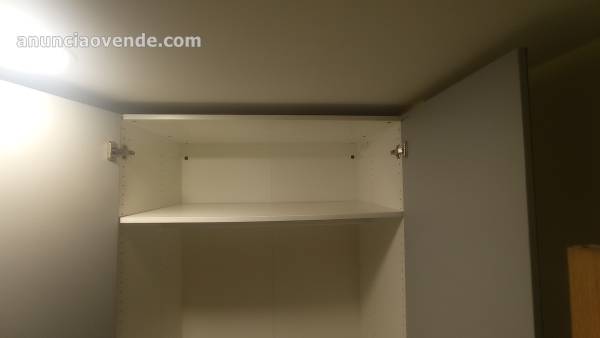 Armario Ikea impecable 4