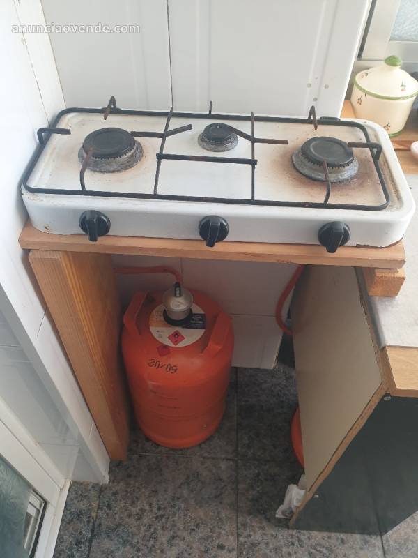 VENDO COCINA  TRES FUEGOS DE CAMPIN 1