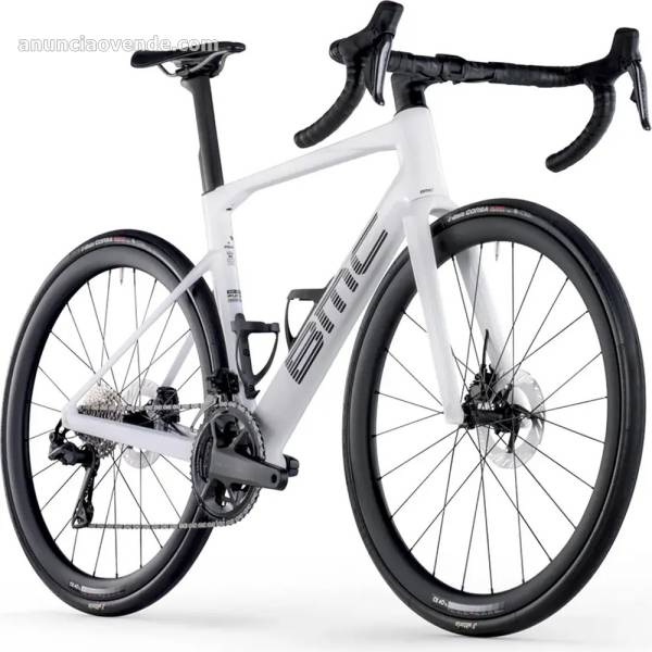 2026 BMC Roadmachine 01 FOUR 2