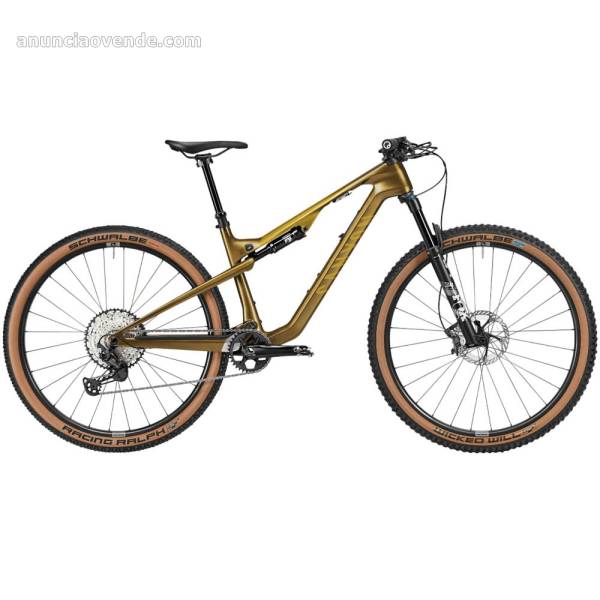 2025 Canyon Lux Trail CF 8 MTB 1