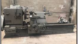 Se vende Torno PR de 2 metros