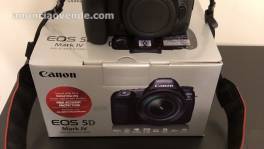 Canon EOS 5D Mark IV Digital SLR Camera