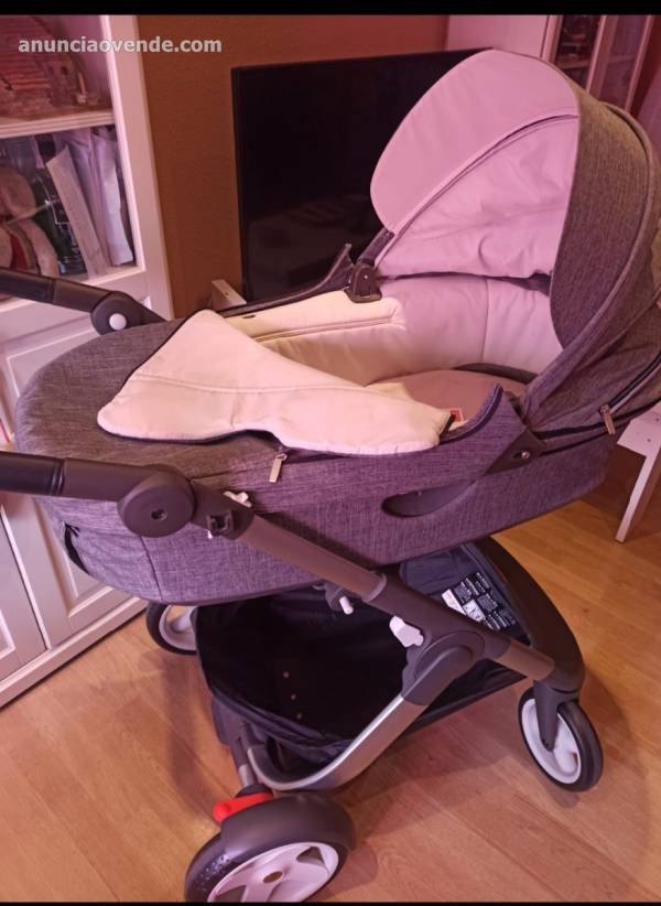 Carro de bebé marca stokke nuevo sin est