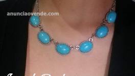 Collar con pendientes incluidos