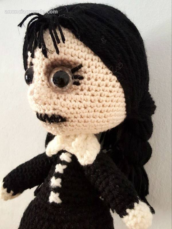 amigurumi miercoles addams 2